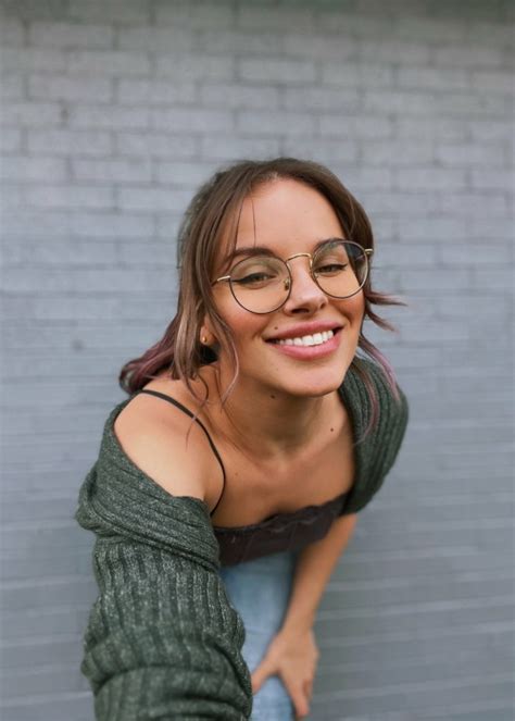 Nadine Kerastas Onlyfans Playlist .